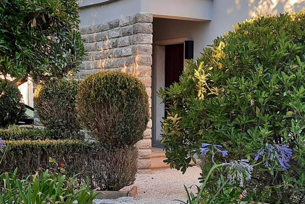 Villa Casa Com Jardim Perto Da Praia Sesimbra Exterior foto